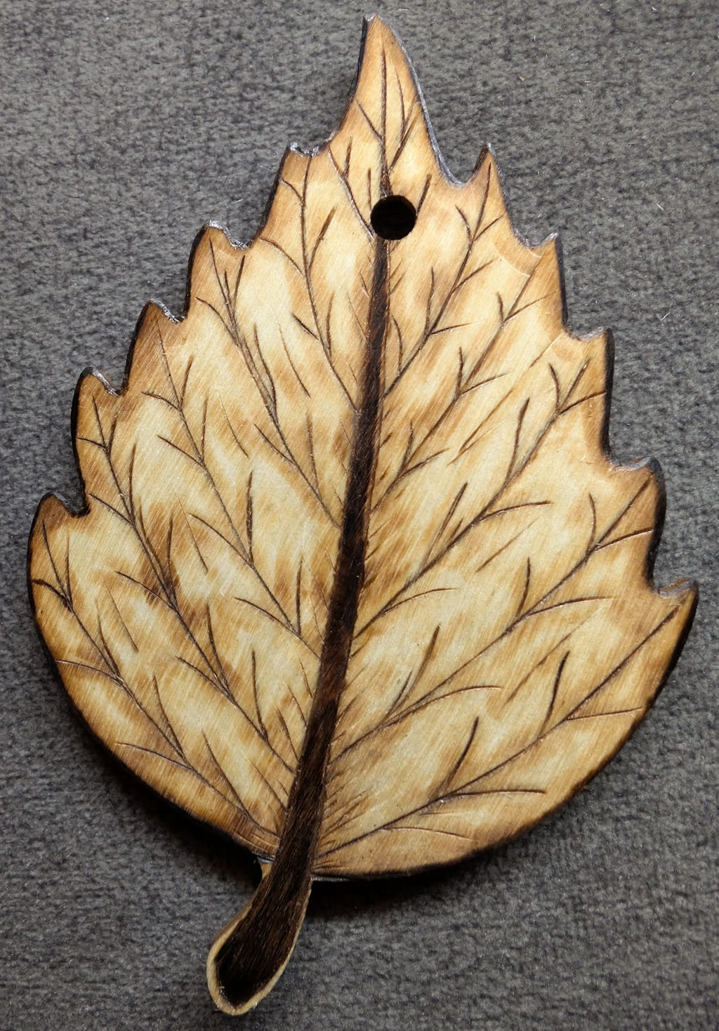 Wooden Silver Birch Leaf Hanging Decoration