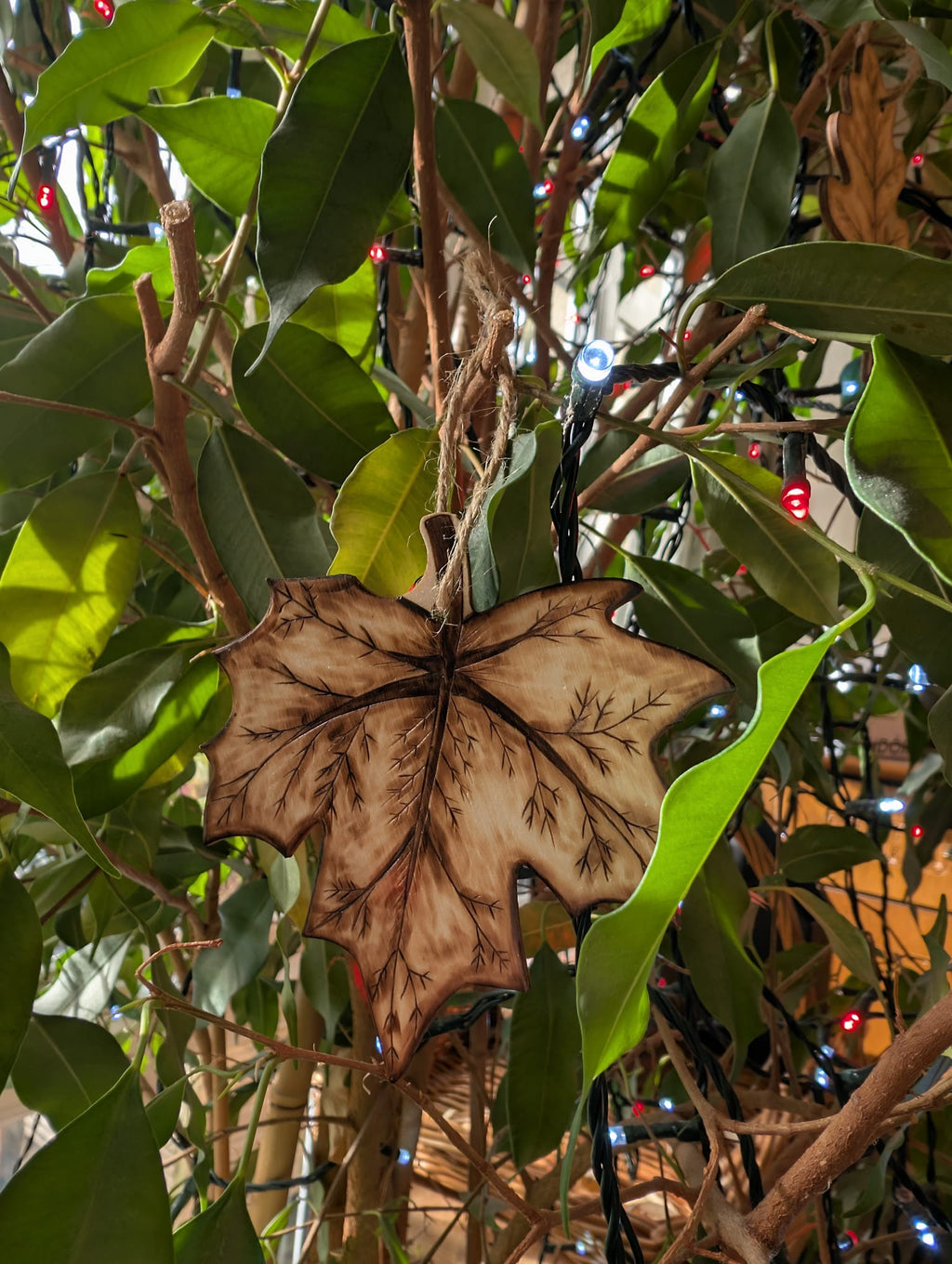 Wooden Maple Leaf Hanging Decoration