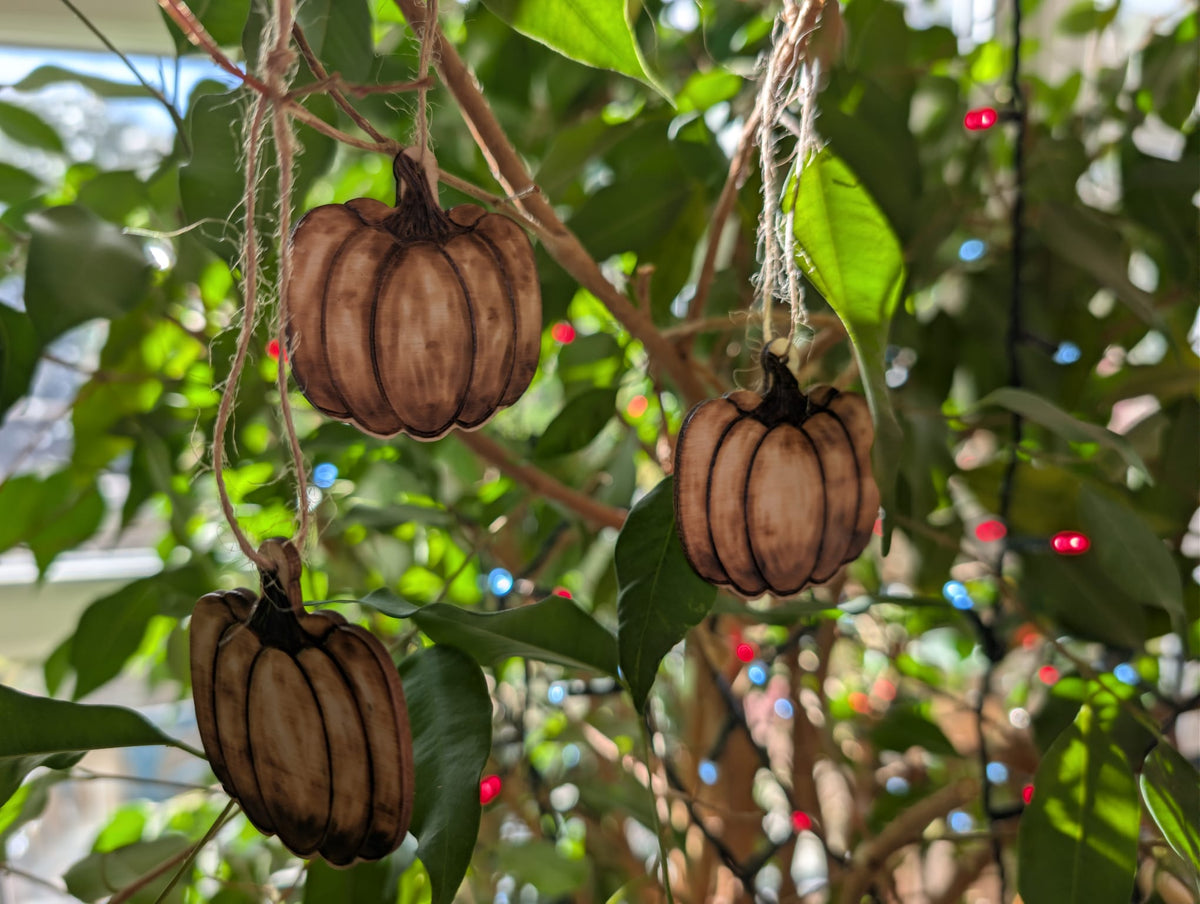Wooden Pumpkin Hanging Decoration